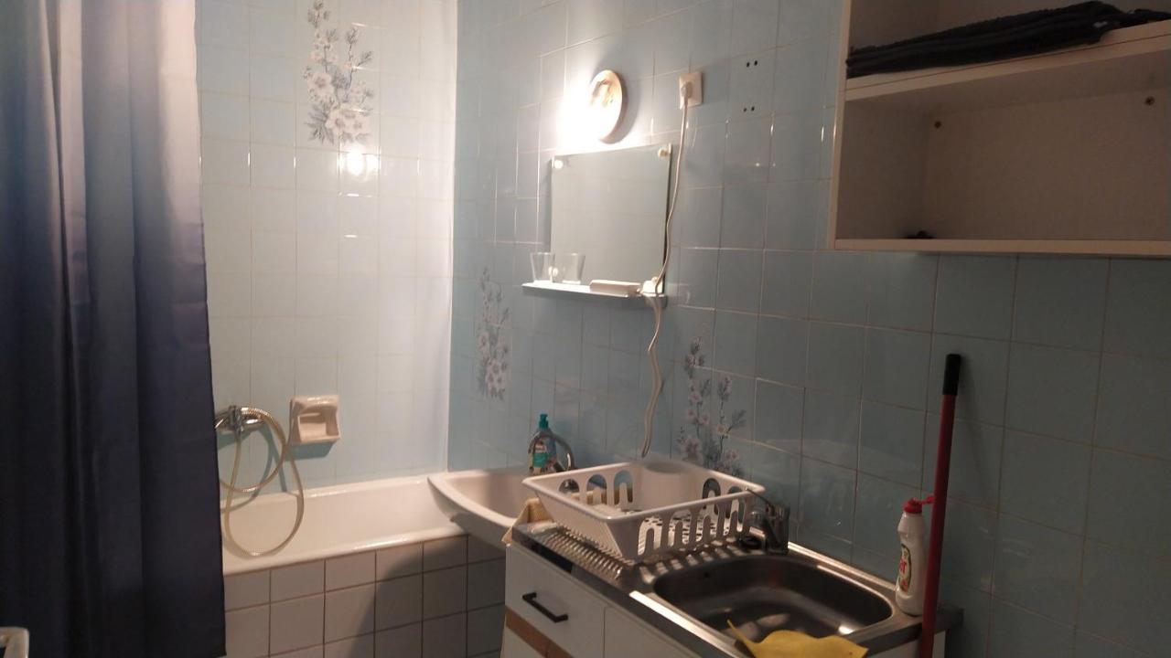 Tulipan Vendeghaz Apartment Siofok Bagian luar foto
