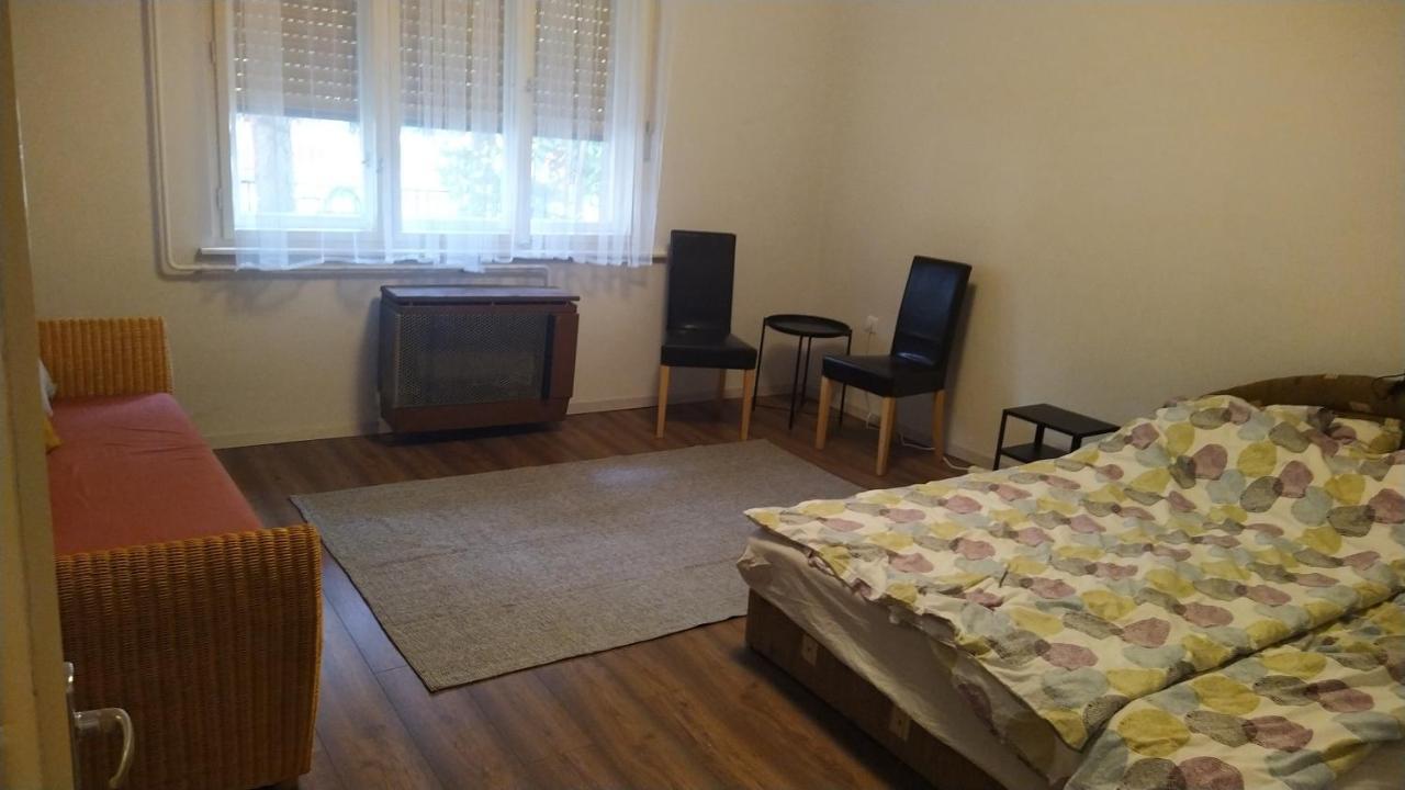 Tulipan Vendeghaz Apartment Siofok Bagian luar foto